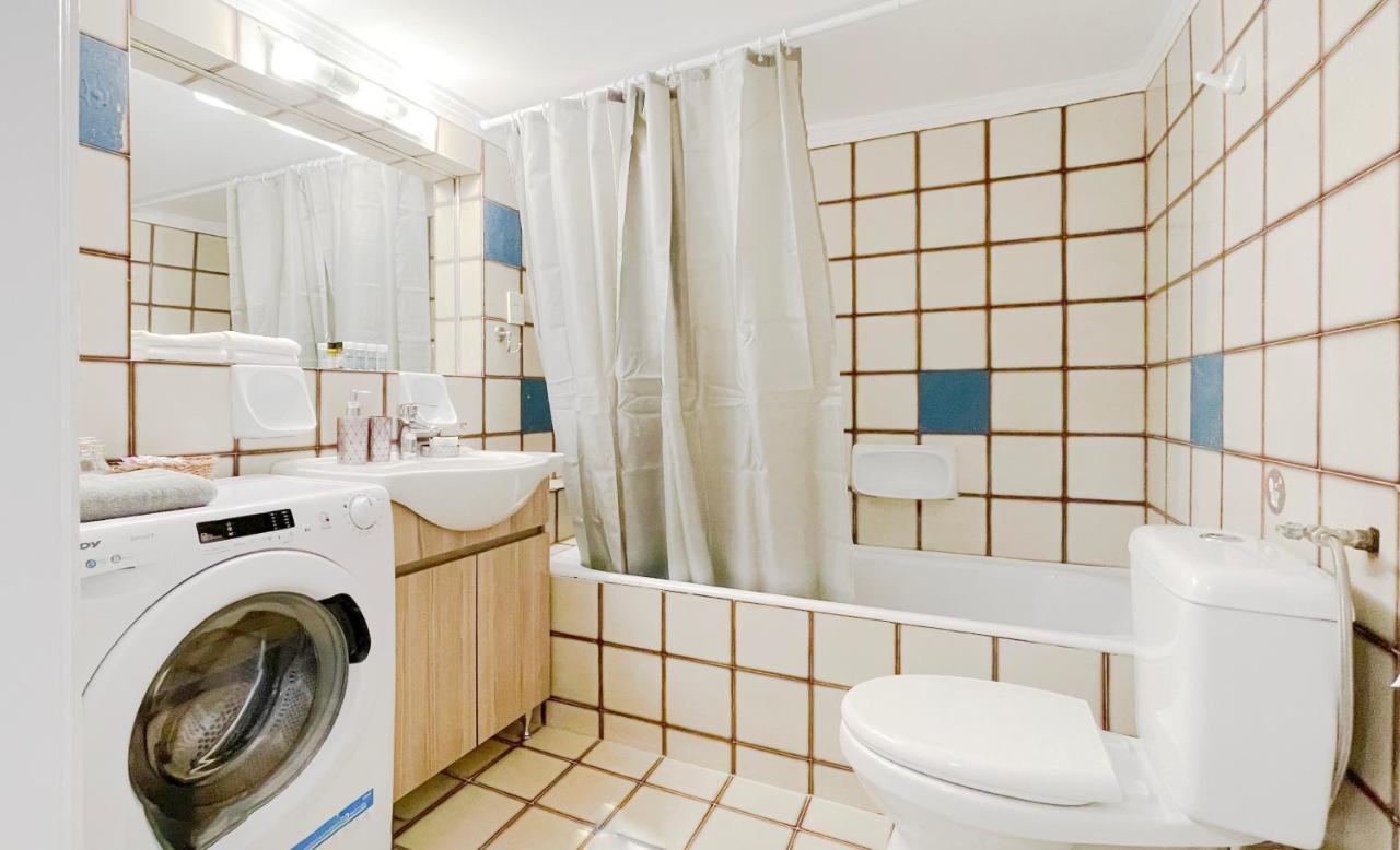 Filis Sunny 80Sqm Apt In Viktoria Apartment Атина Екстериор снимка